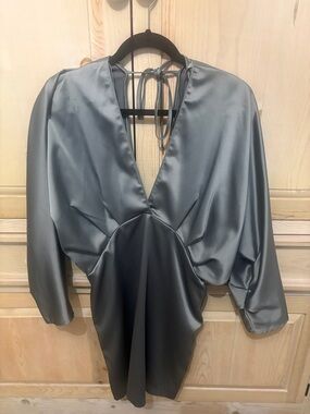 Satin V-Neck Dolman Sleeve Mini Dress in Jade Green